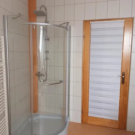 Sasvar Apartment *